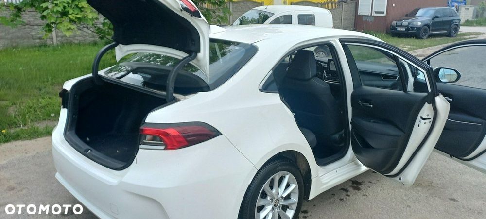 Toyota Corolla 1.8 Hybrid GPF Comfort - 24