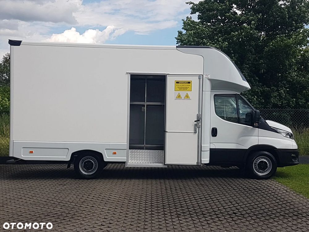 Iveco DAILY KONTENER NISKOPODŁOGOWY 4,43x2,23x2,42 SKLEP FOODTRUCK BAR KLIMA KONIOWÓZ KAMPER - 36