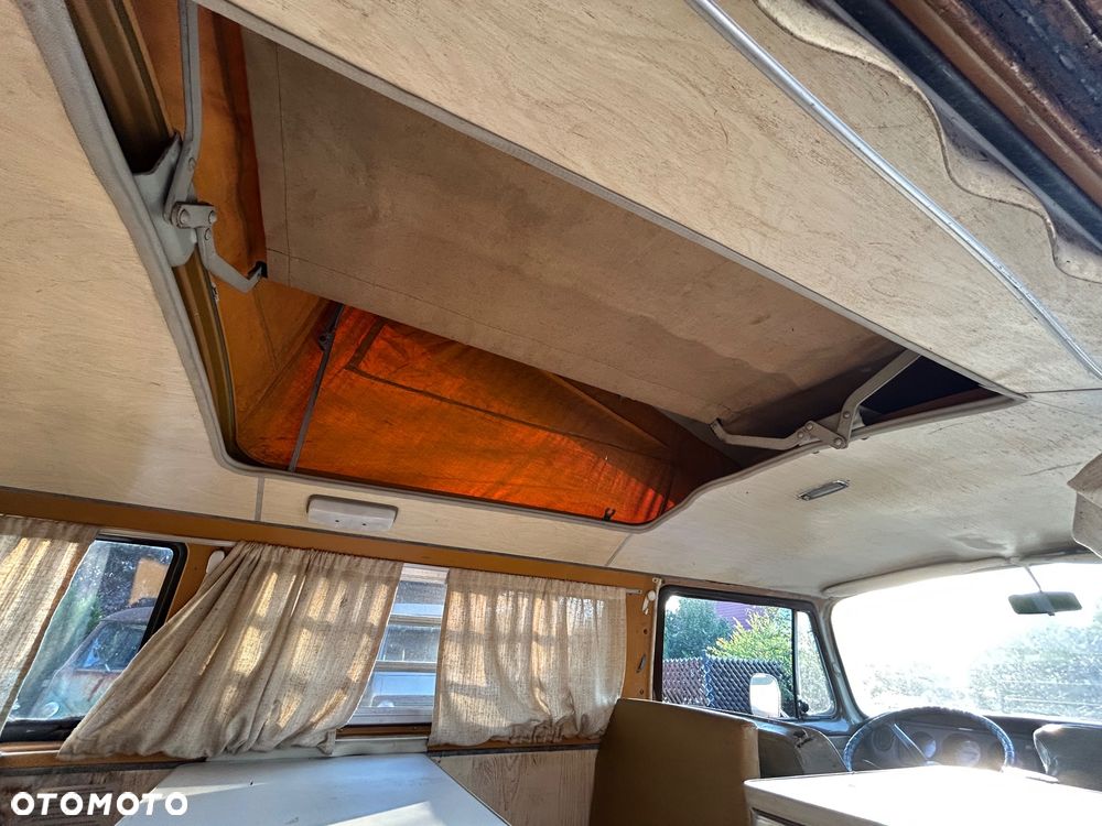 Volkswagen Transporter - 13