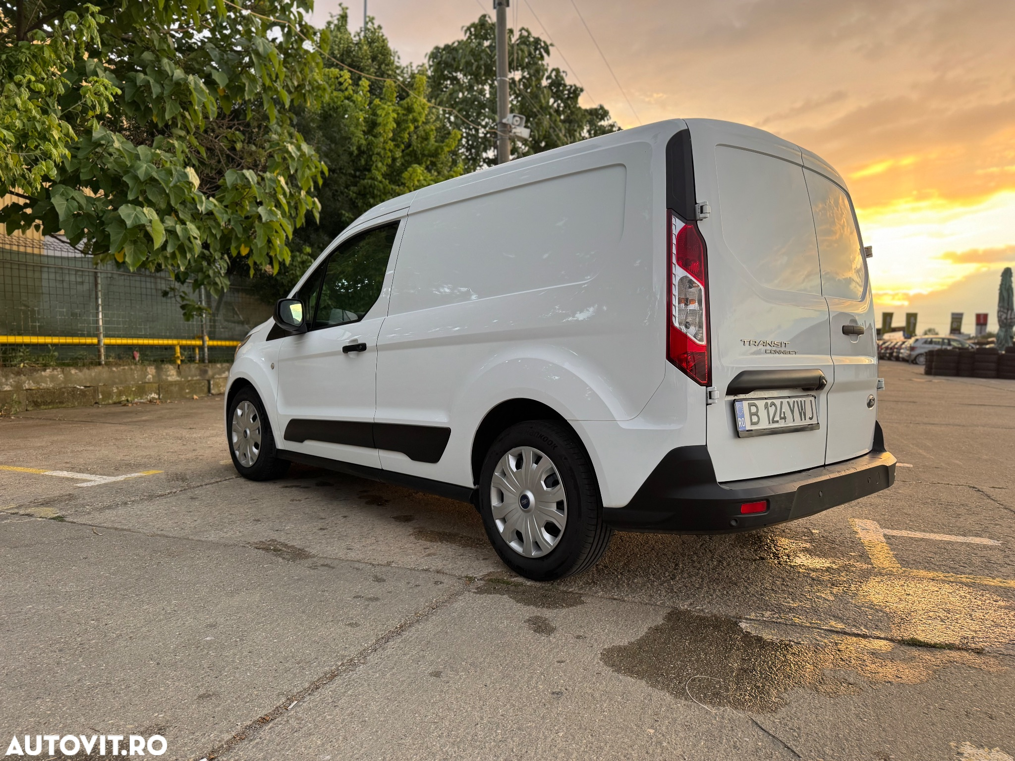Ford Transit Connect 1.5 EcoBlue 120CP 8AT Kombi L1 Trend - 2
