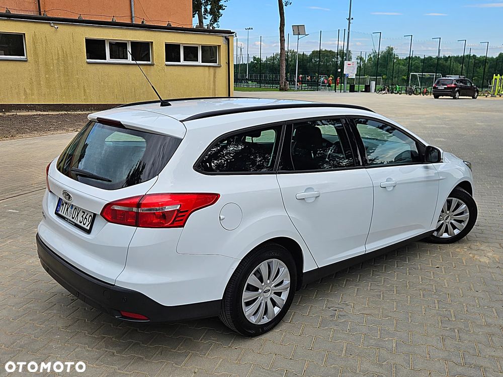 Ford Focus - 25