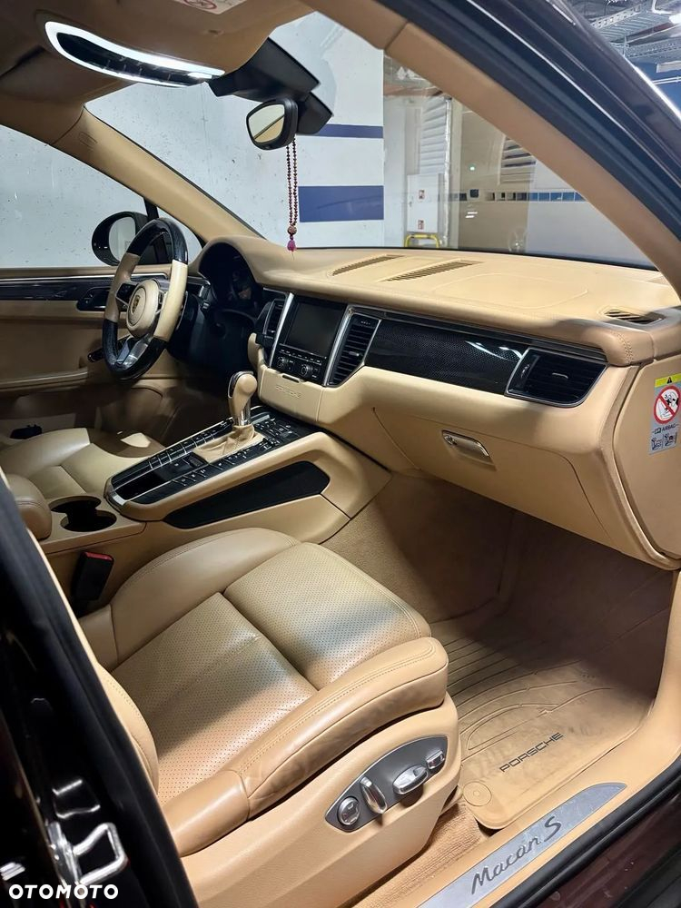 Porsche Macan S - 14