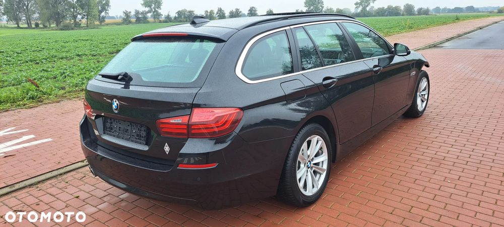 BMW Seria 5 525d xDrive Touring Sport-Aut - 4