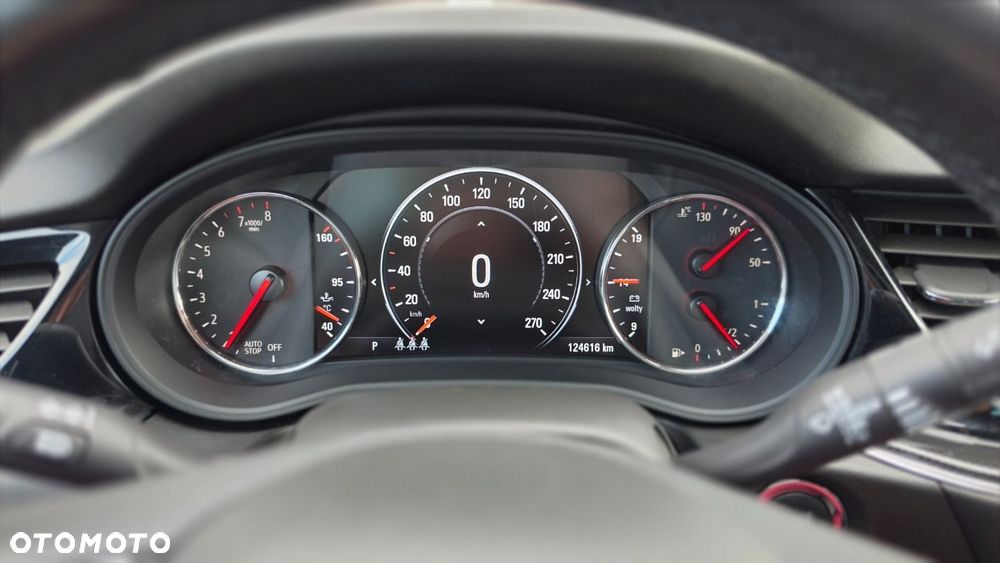 Opel Insignia - 14