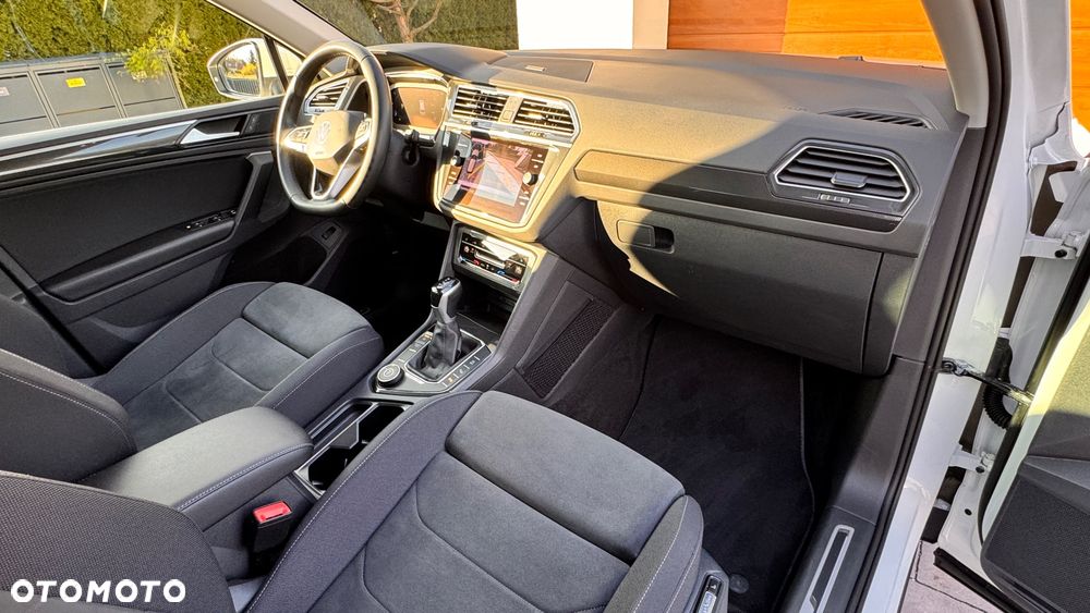 Volkswagen Tiguan 2.0 TDI SCR 4Mot Life DSG - 17