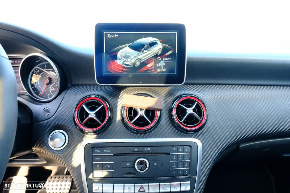 Mercedes-Benz A 45 AMG 4Matic Speedshift 7G-DCT - 17