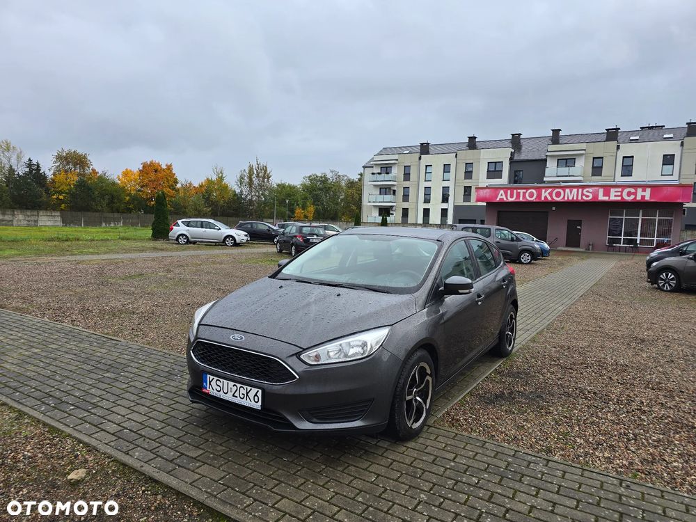 Ford Focus 1.6 Ambiente - 1