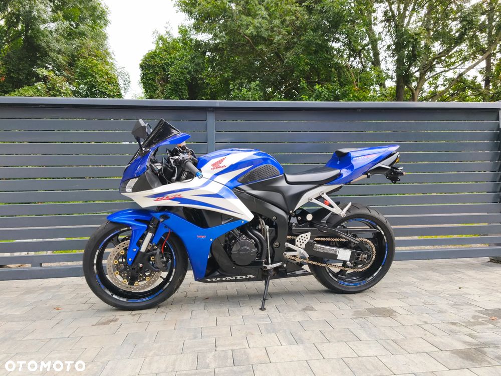 Honda CBR - 12