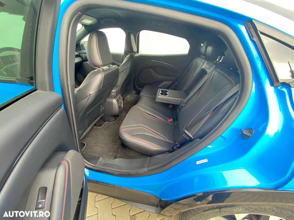 Ford Mustang Mach-E AWD 276 kW Premium - 6
