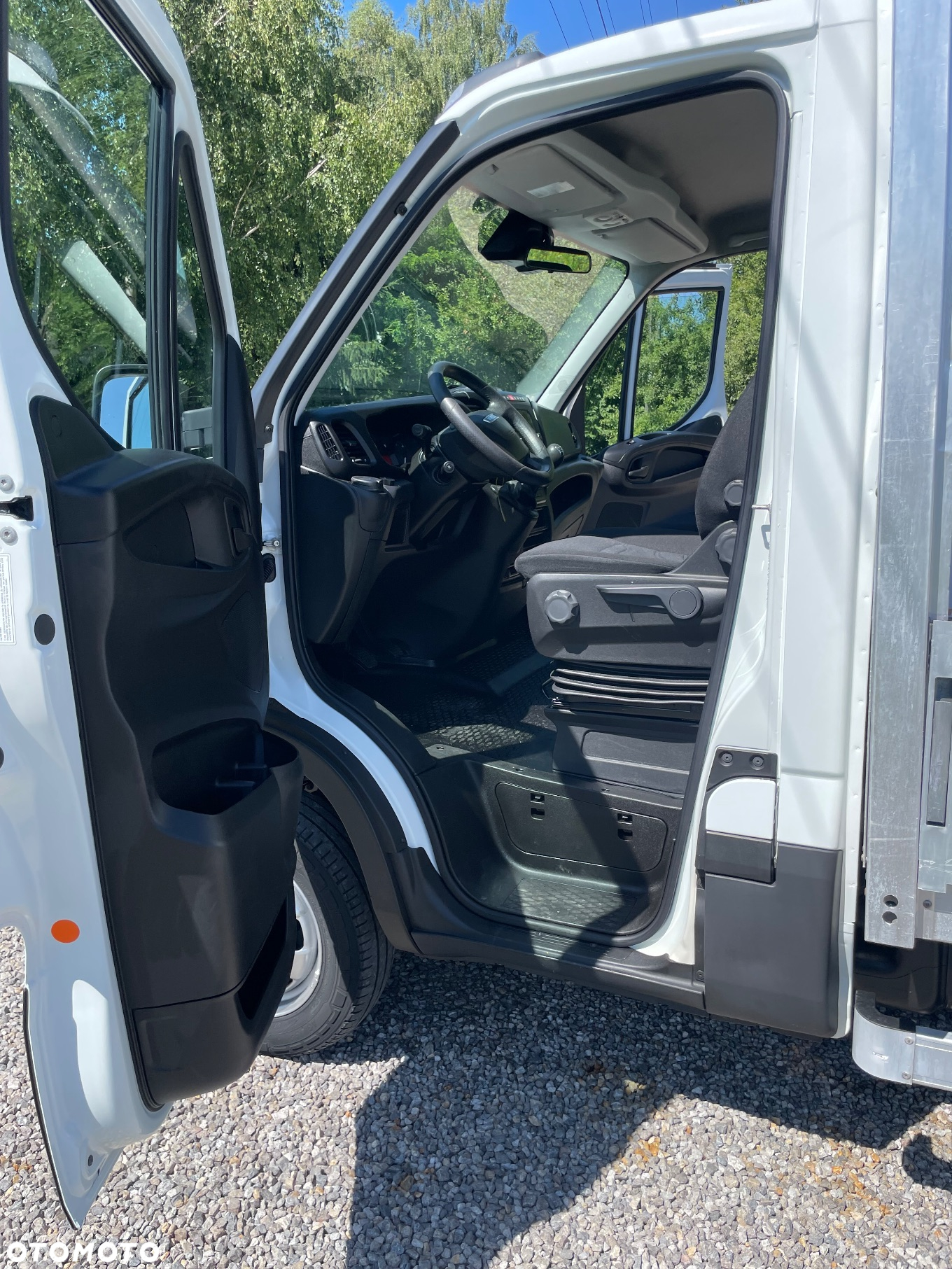 Iveco 35c18 3.0 180 koni skrzyniowy Paka Klima stan b dobry - 11