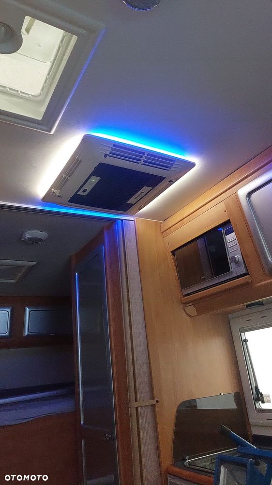 Mercedes-Benz Sprinter - 21