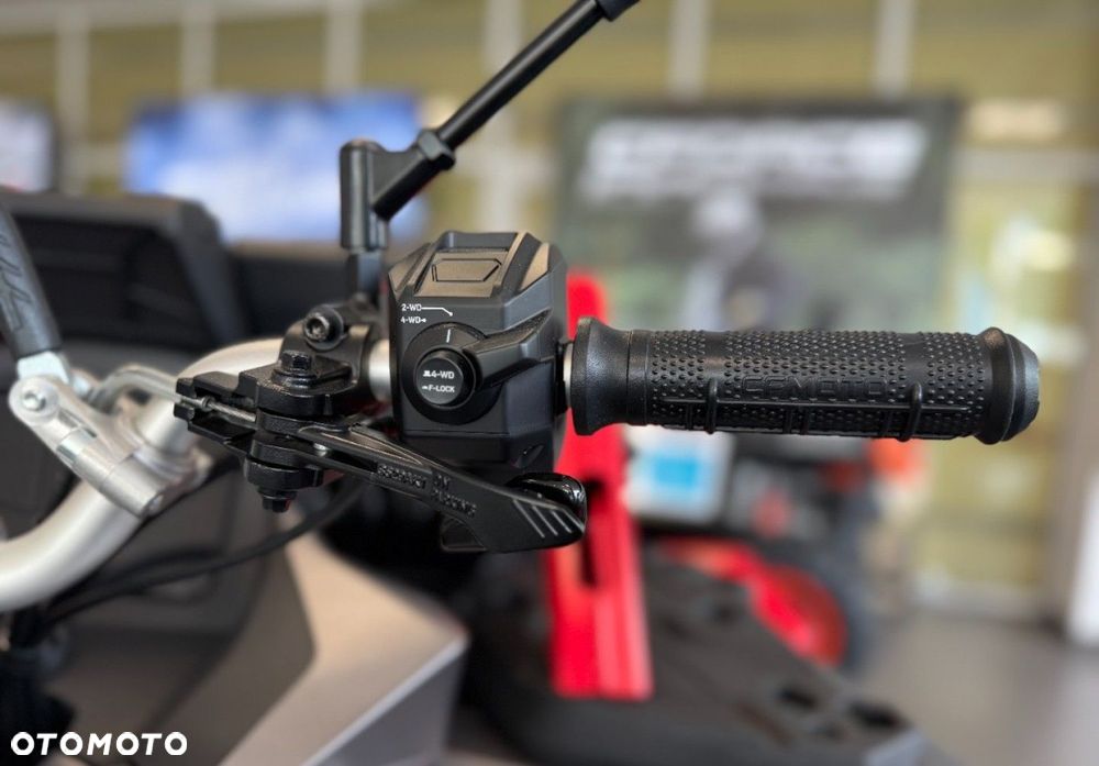 CFMoto CForce - 10