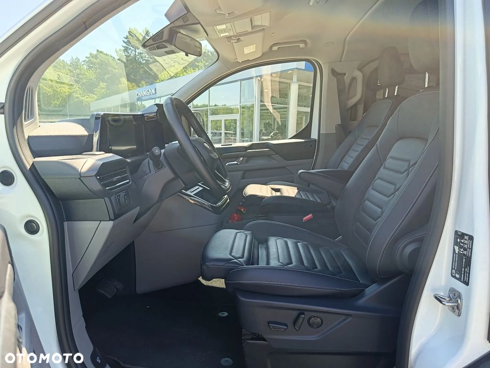 Ford Tourneo Custom 2.5 PHEV CVT 340 L2 Titanium X - 19
