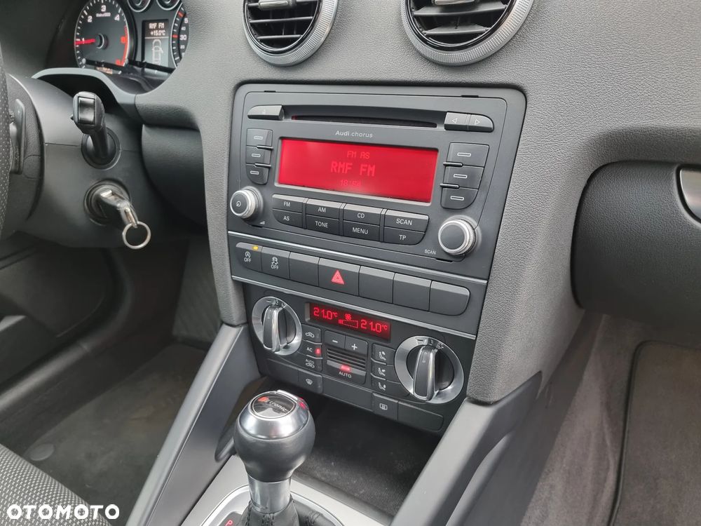 Audi A3 Sportback 2.0 TDI DPF Ambition S tronic - 16