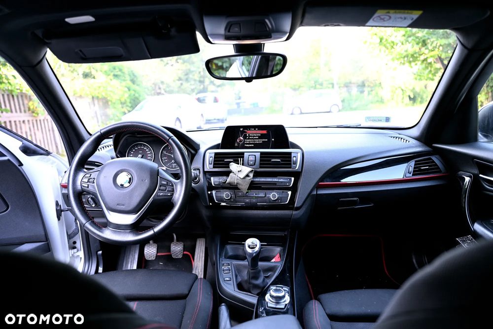 BMW Seria 1 114d Sport Line - 7