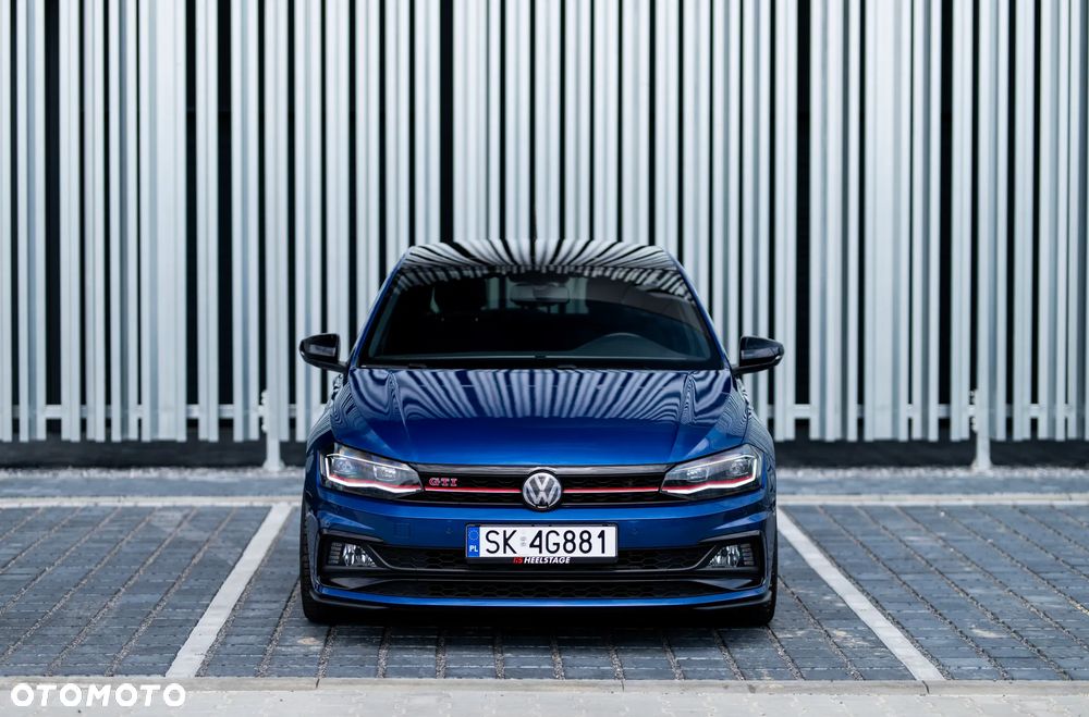 Volkswagen Polo - 5