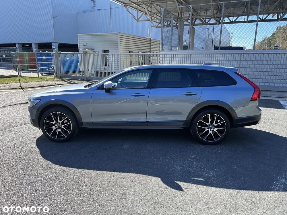 Volvo V90 D5 AWD Inscription - 8