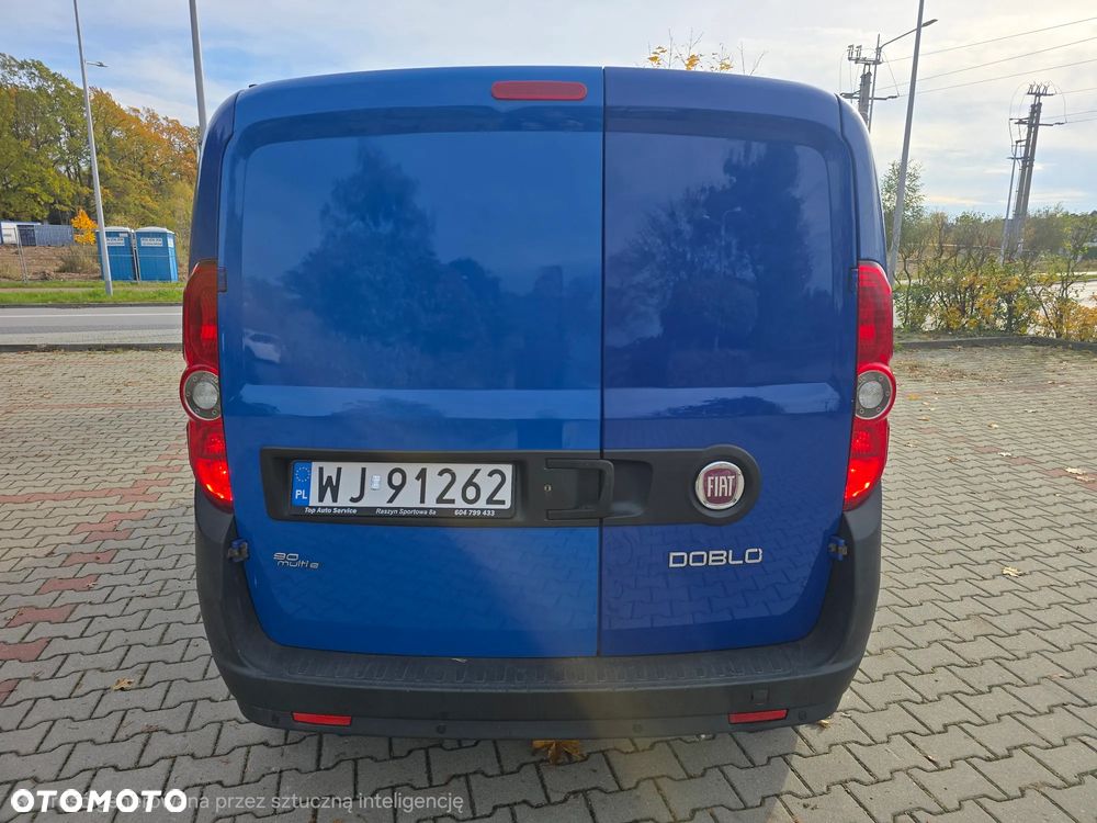 Fiat Doblo 2010 photo 2