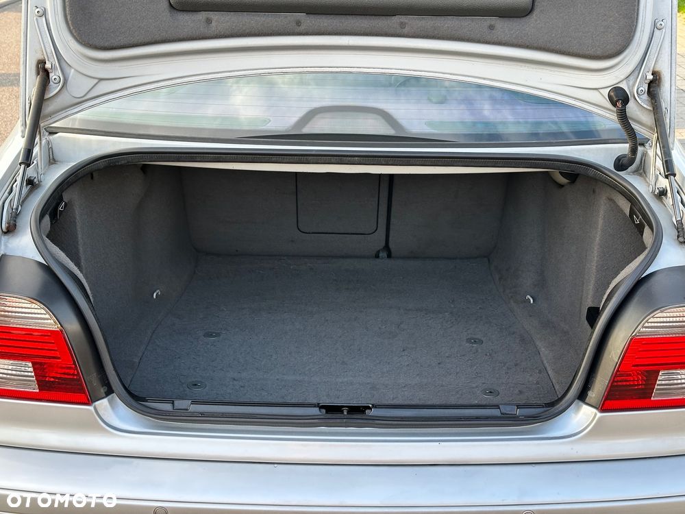 BMW Seria 5 520i - 37