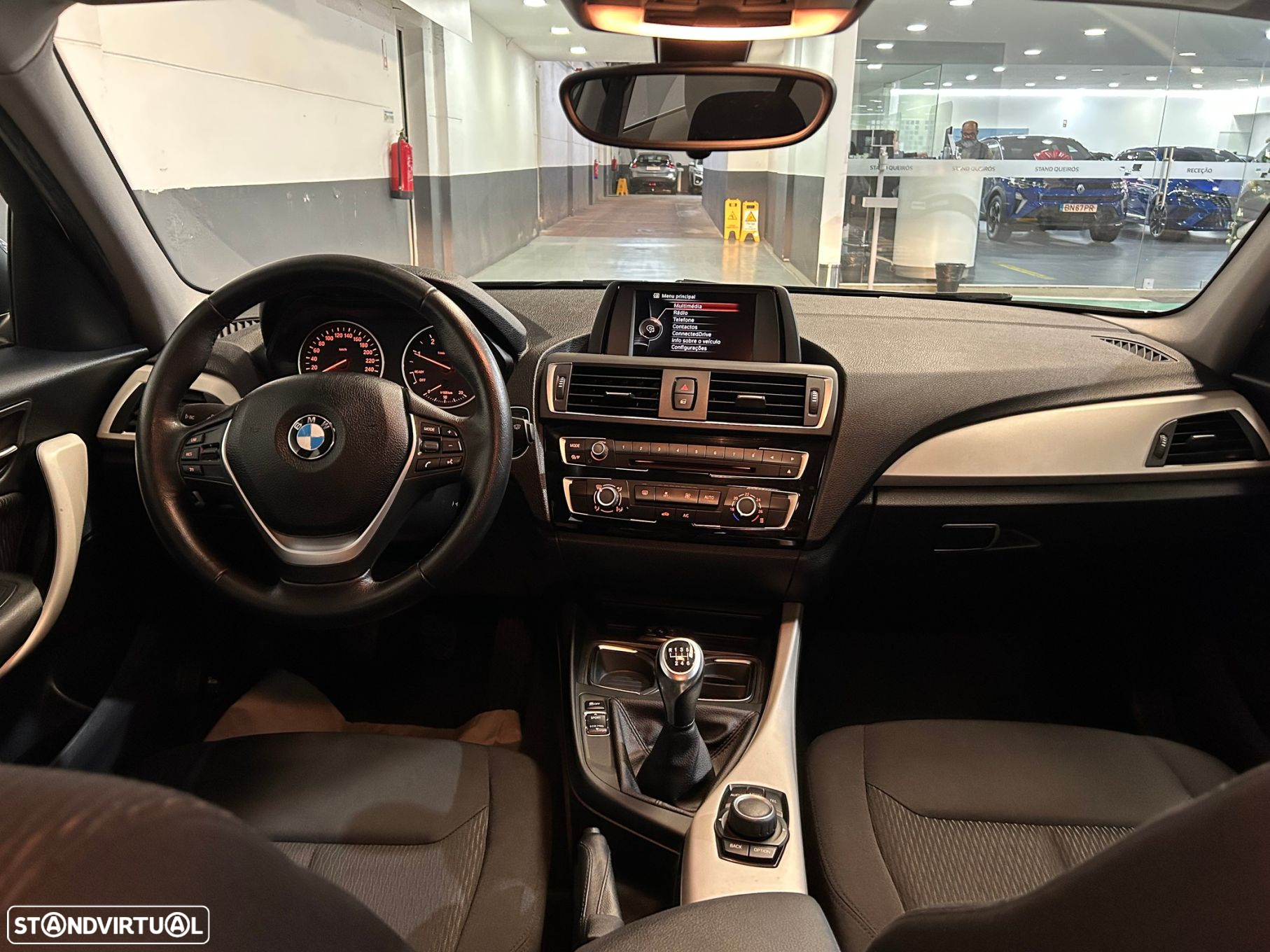 BMW 116 d EDynamics Advantage - 17