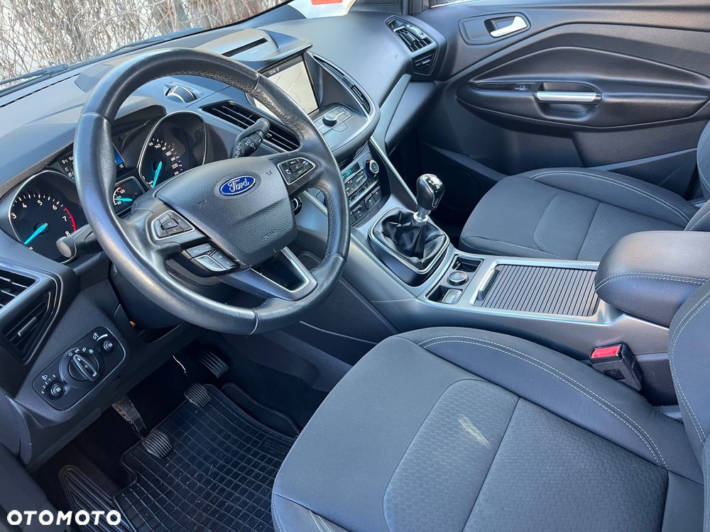 Ford Kuga 1.5 EcoBoost 2x4 Cool & Connect - 6