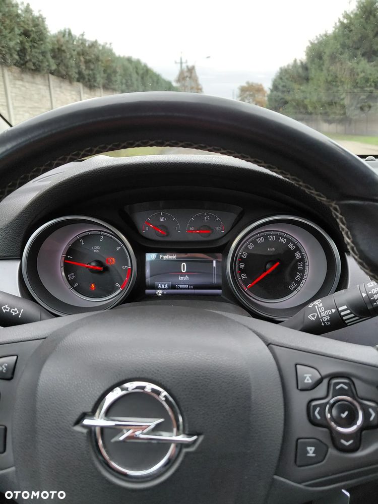 Opel Astra - 11