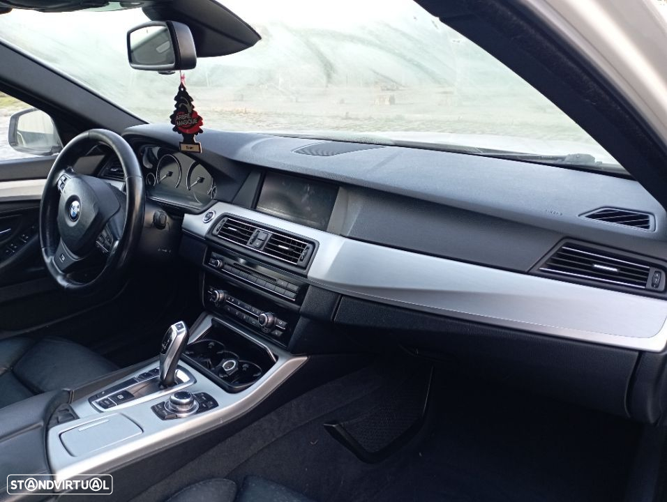 BMW 530D F11 3.0D Pack M 2011 para Peças - 7