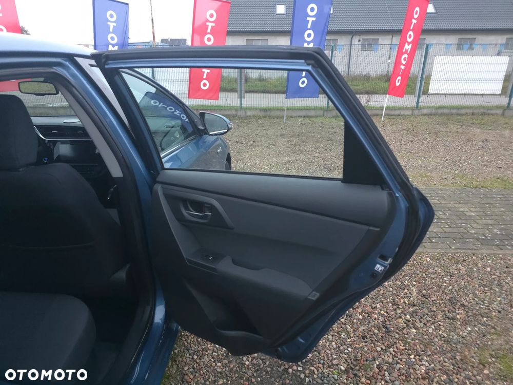 Toyota Auris Hybrid 135 Comfort - 12