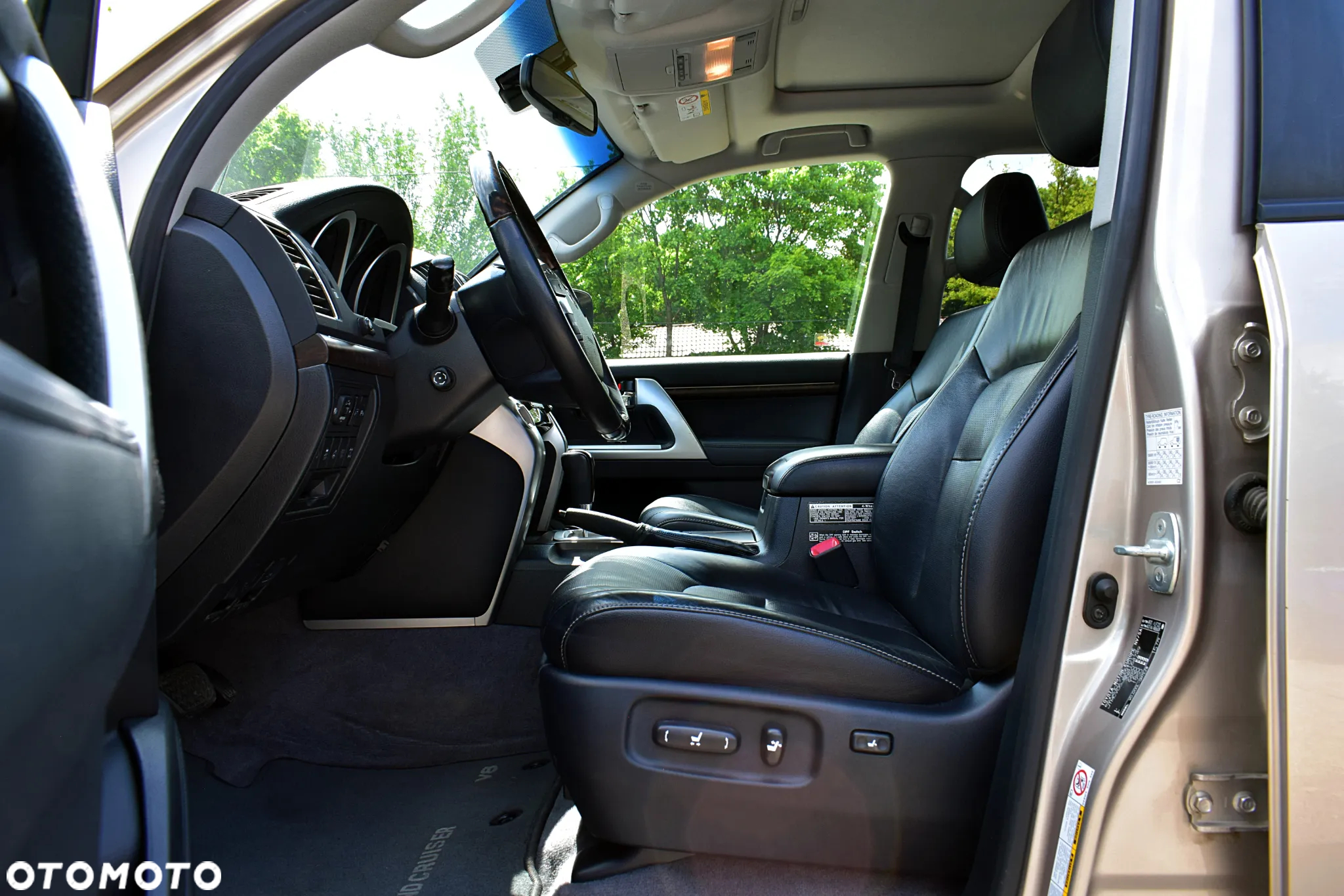 Toyota Land Cruiser LC 4.5 D-4D V8 Prestige - 5