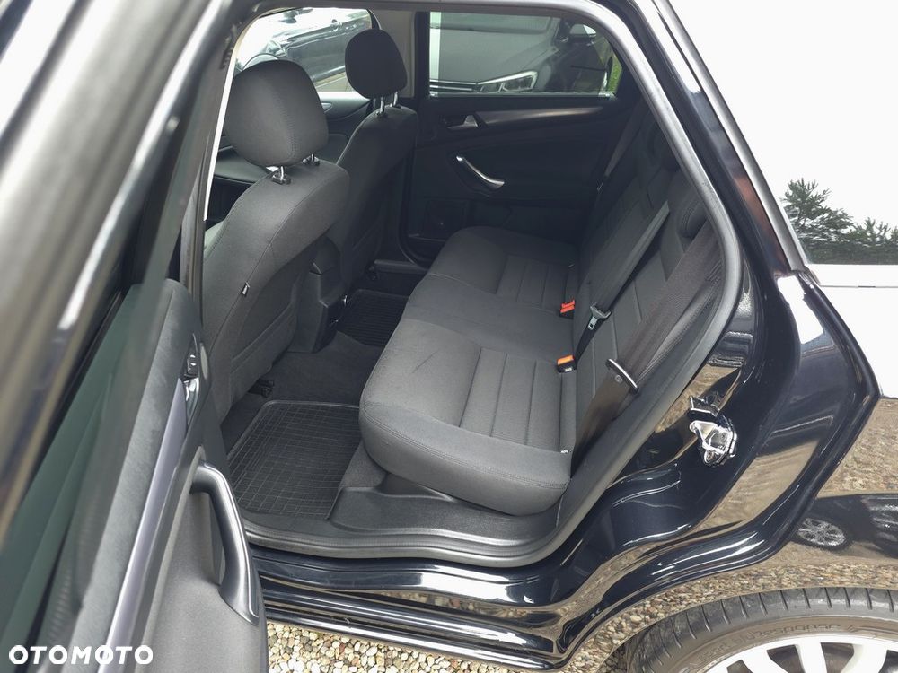 Ford Mondeo 2.0 TDCi Titanium - 11