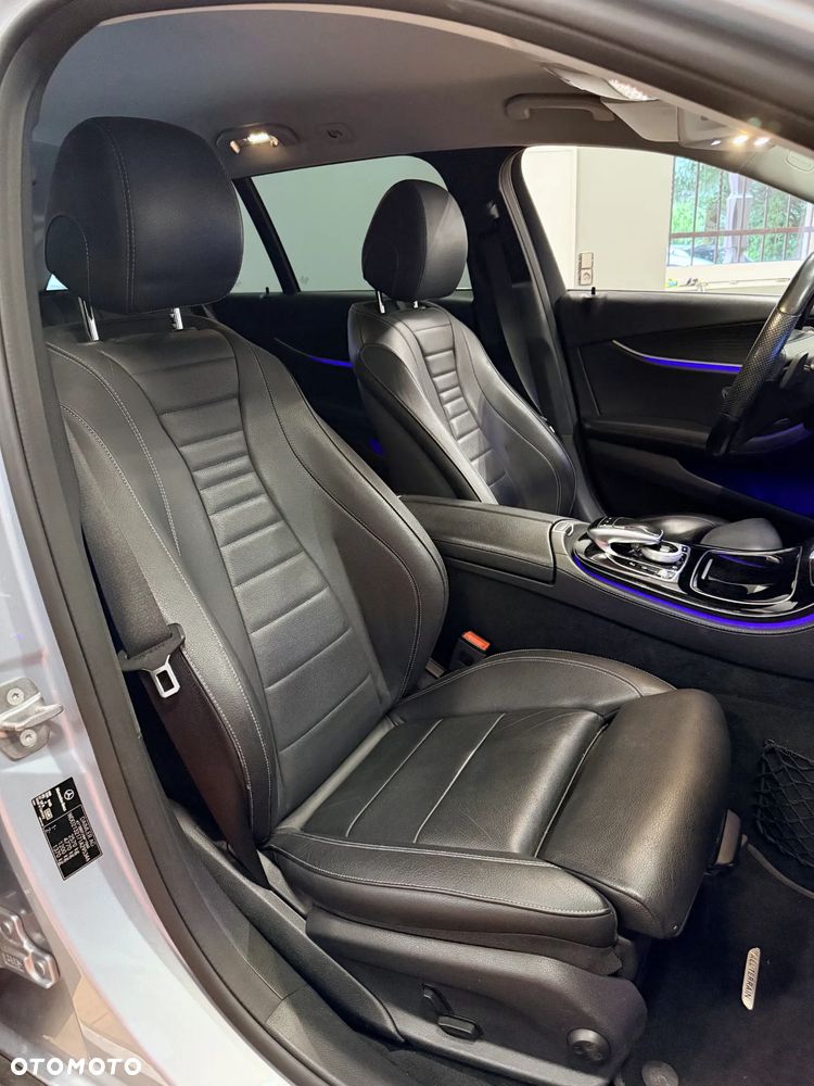Mercedes-Benz Klasa E 220 d 4-Matic All-Terrain - 28