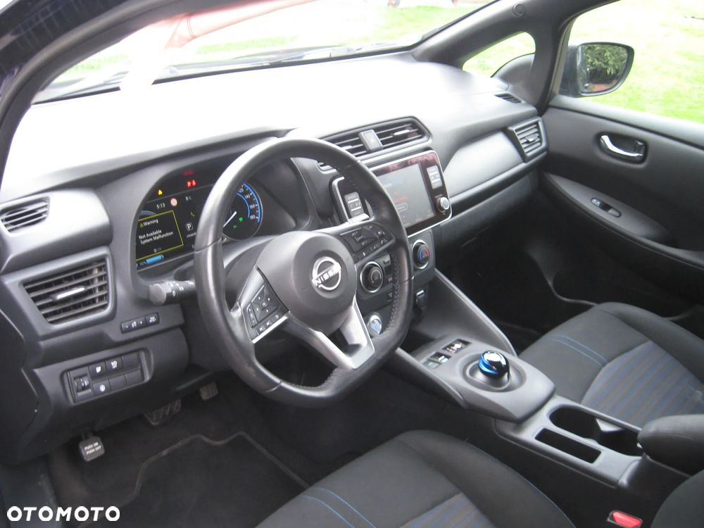 Nissan Leaf 40 kWh N-CONNECTA - 18