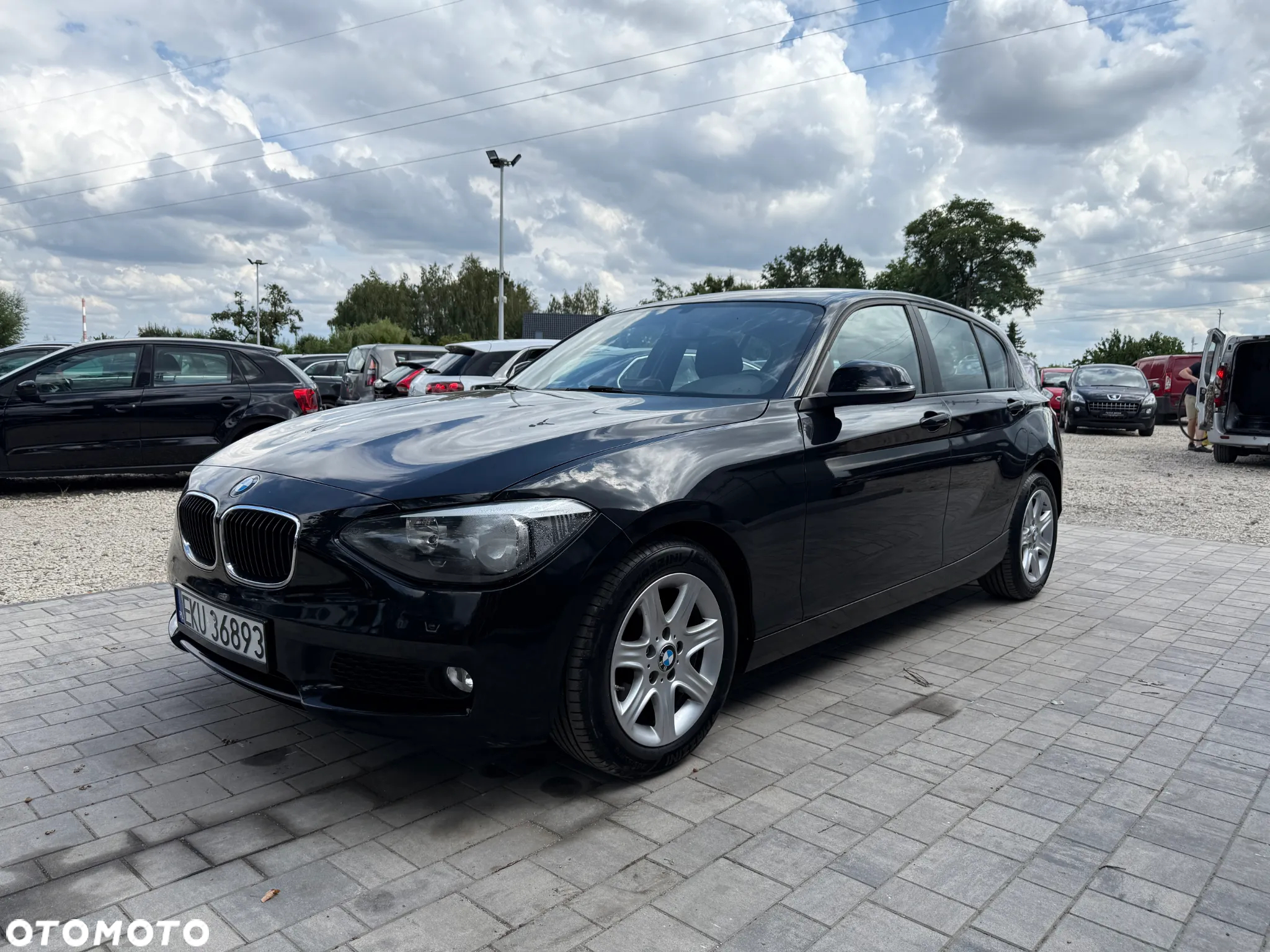 BMW Seria 1 114i - 13