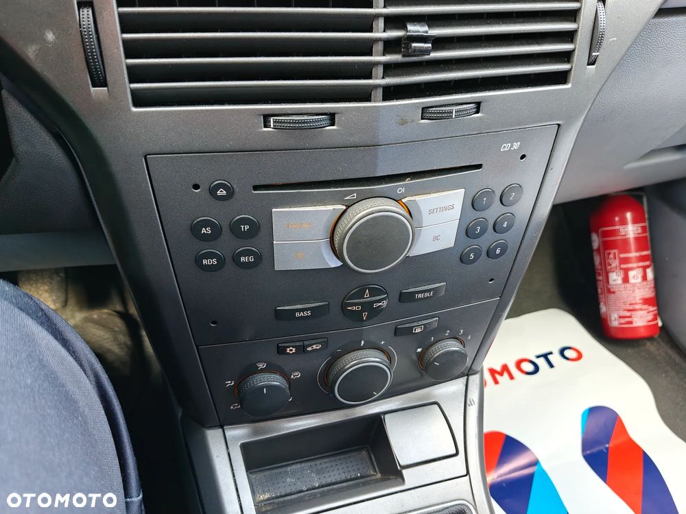 Opel Astra 1.7 CDTI - 22