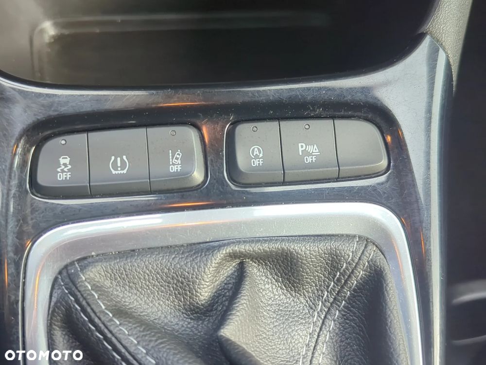 Opel Crossland X 1.2 T Enjoy S&S - 35