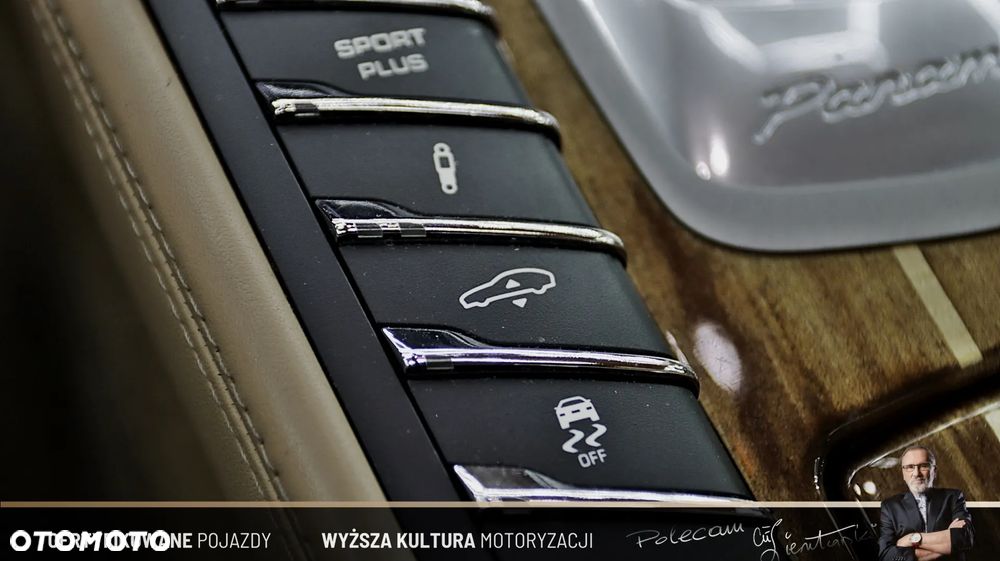 Porsche Panamera GTS - 25