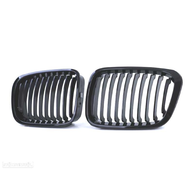 GRELHAS BMW E46 4P 98-01 PRETO BRILHANTE - 5