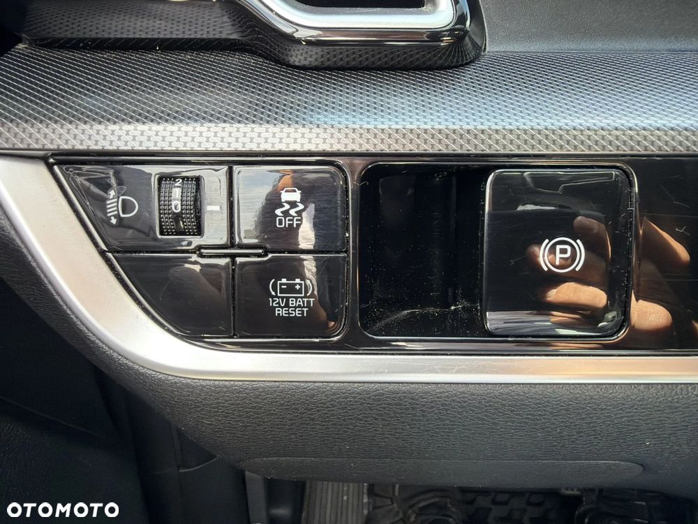 Kia Sportage 1.6 T-GDI HEV Anniversary 4WD - 22