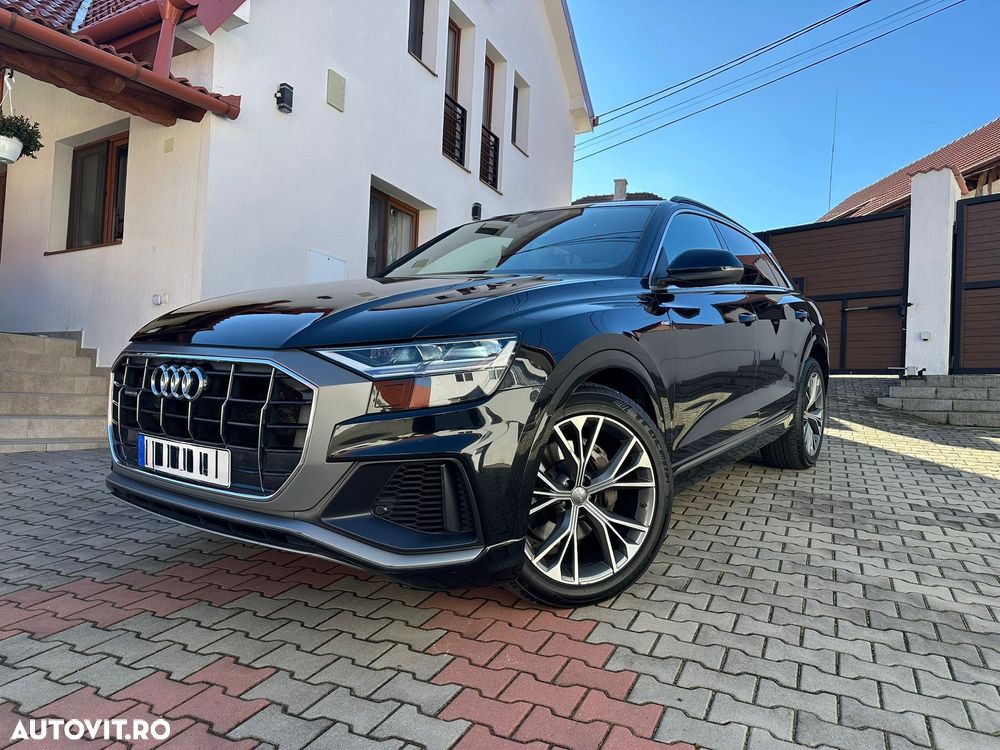 Audi Q8 - 1