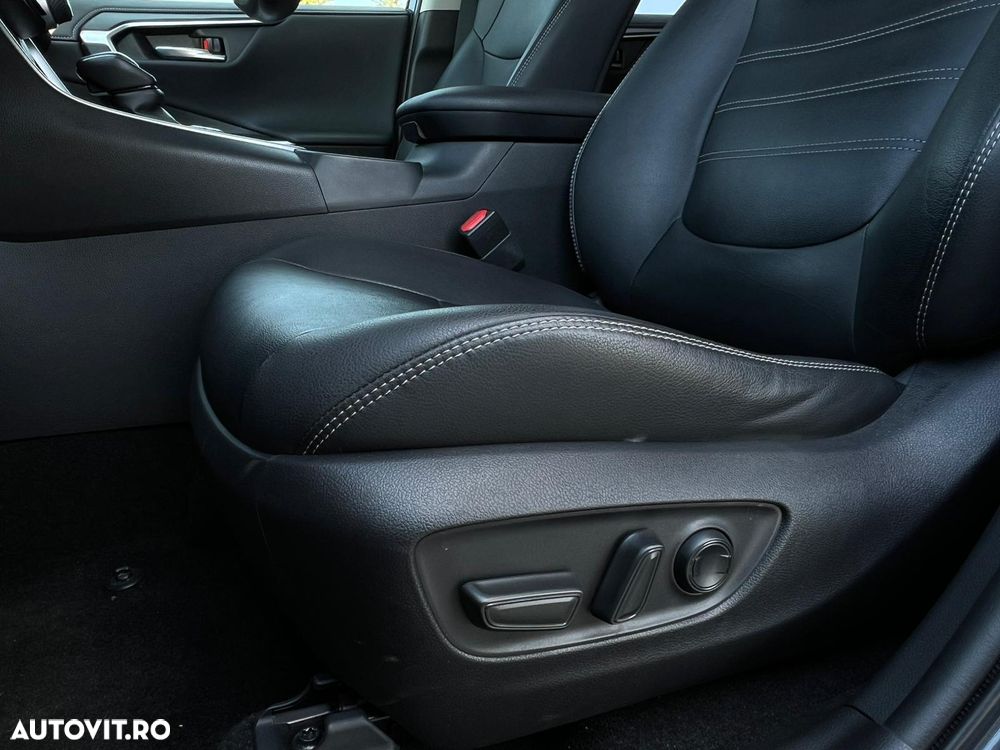 Toyota RAV4 2.5 VVT-iE 4x4 Luxury - 15