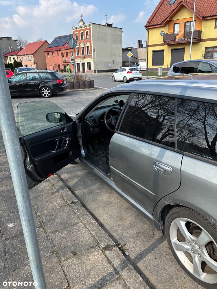 Subaru Legacy Kombi 2.0R Active - 3