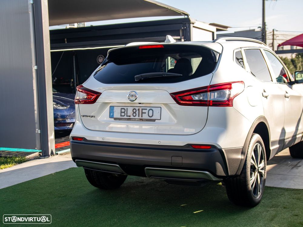 Nissan Qashqai 1.5 dCi N-Connecta J18 - 7