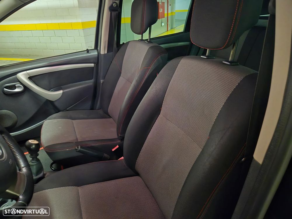 Dacia Duster 1.5 dCi SL Delsey - 21