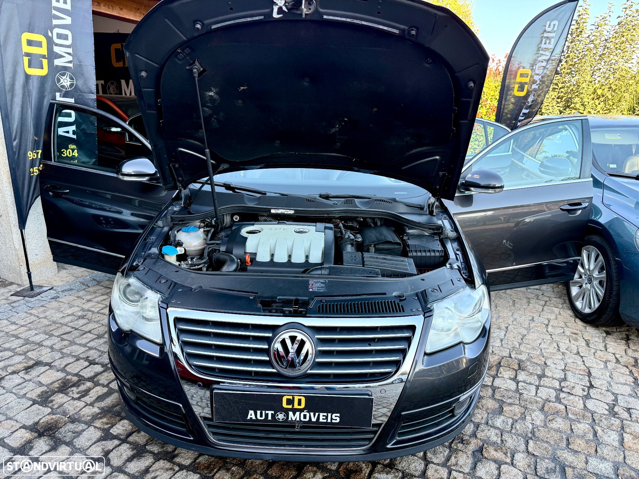 VW Passat 2.0 TDI Highline - 28