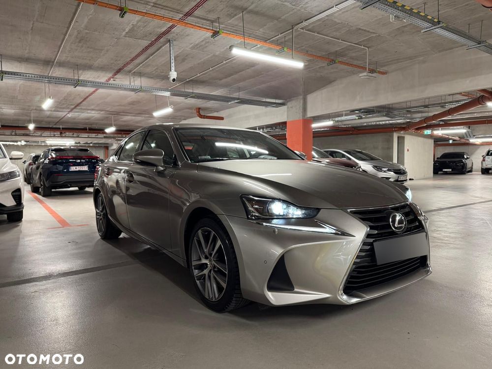 Lexus IS 200t Elegance - 3