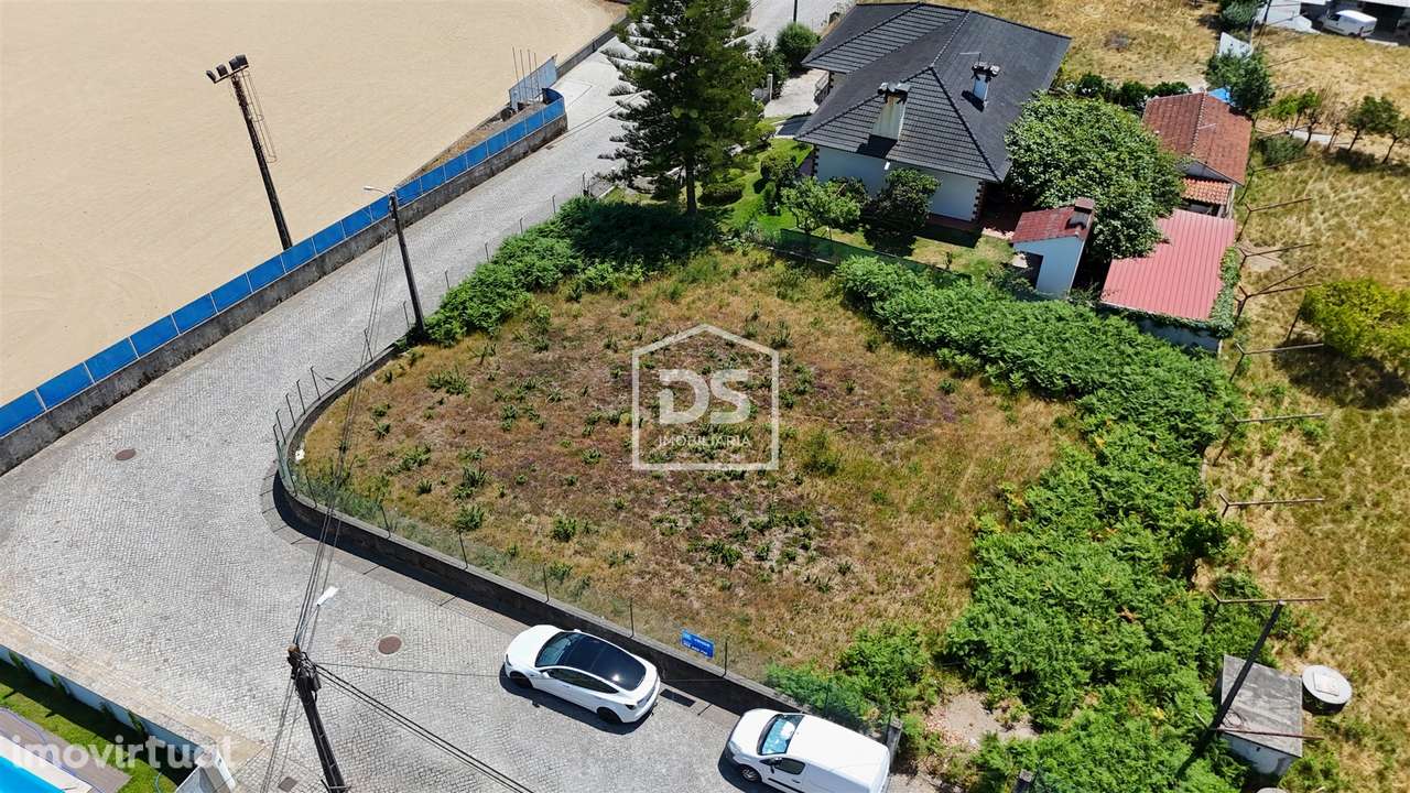 Lote de Terreno  Venda em Nespereira e Casais,Lousada - Grande imagem: 2/7