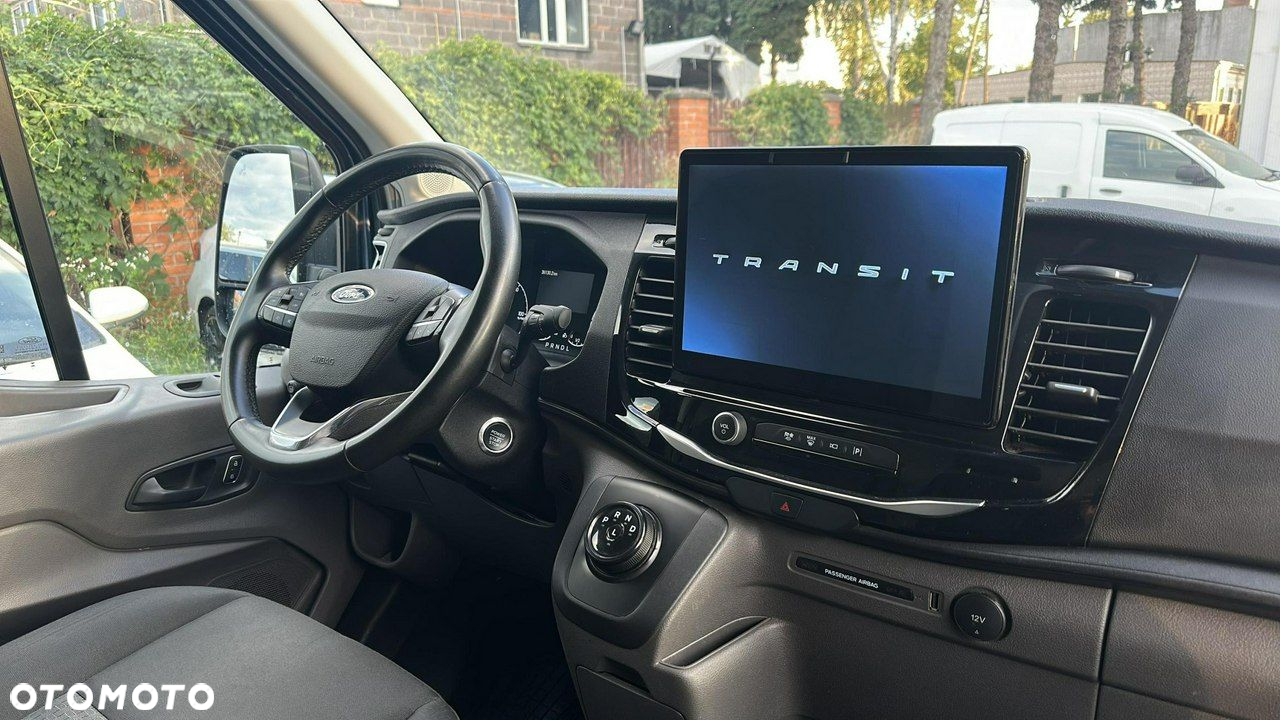 Ford Transit - 13