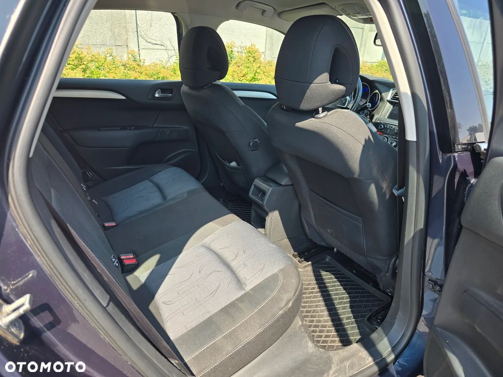 Citroën C4 1.6 HDi Exclusive - 9