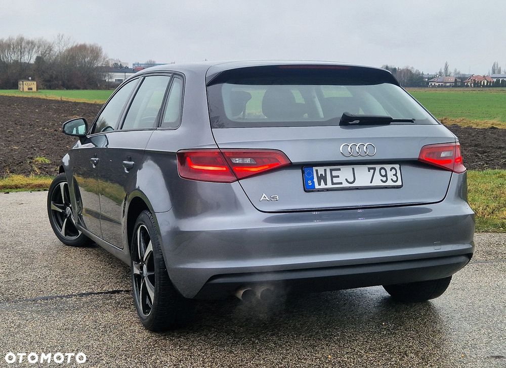 Audi A3 Sportback - 8