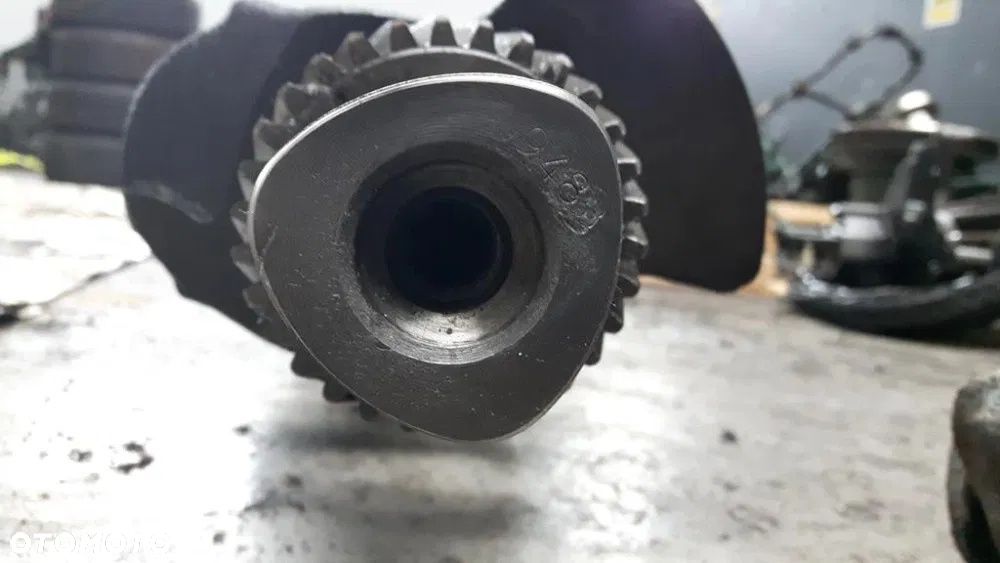 WAŁ KORBOWY Volvo FL 6 D6B Polecam, wysyłka !! 01-06r. - 2